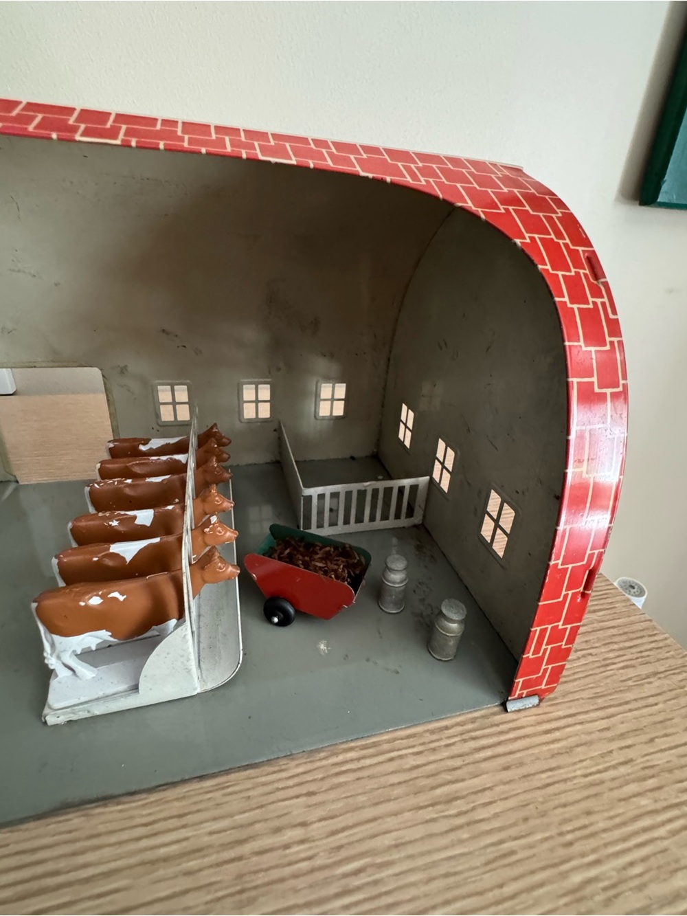 Vintage “Friendly Acres" Red Tin Barn Playset - Picture 10 of 15